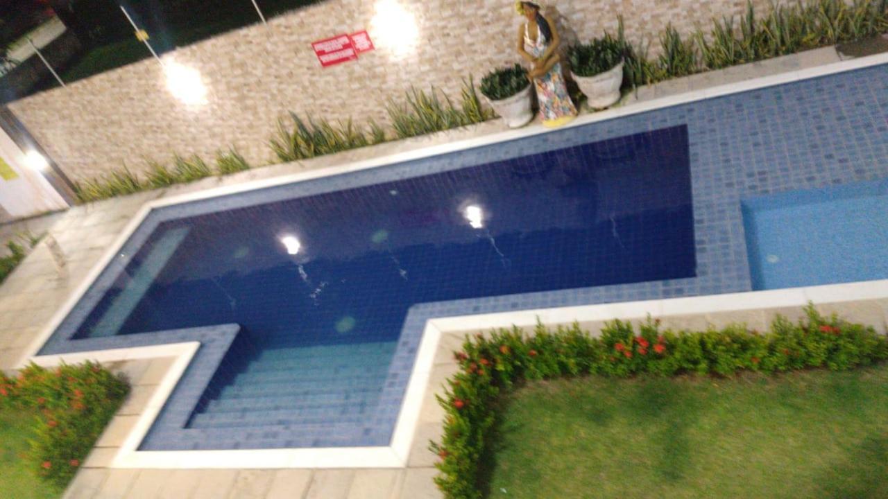 Flat Dos Carneiros / 103