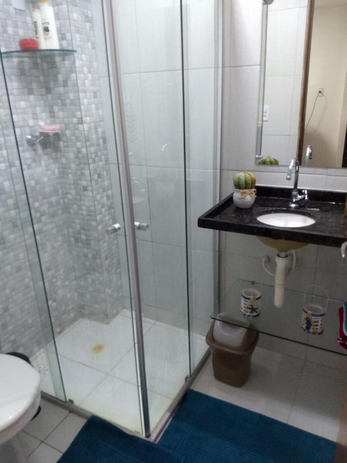 Flat Dos Carneiros / 103 *